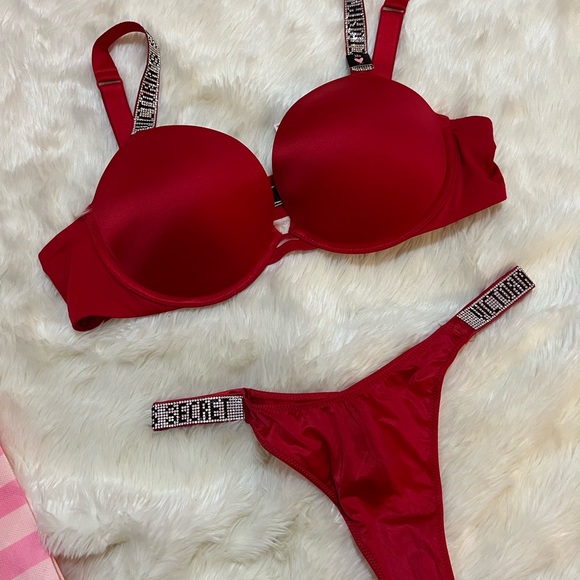 Victorias Secret Red Set - Picture 5 of 5